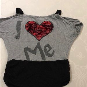 Off the shoulders shirt